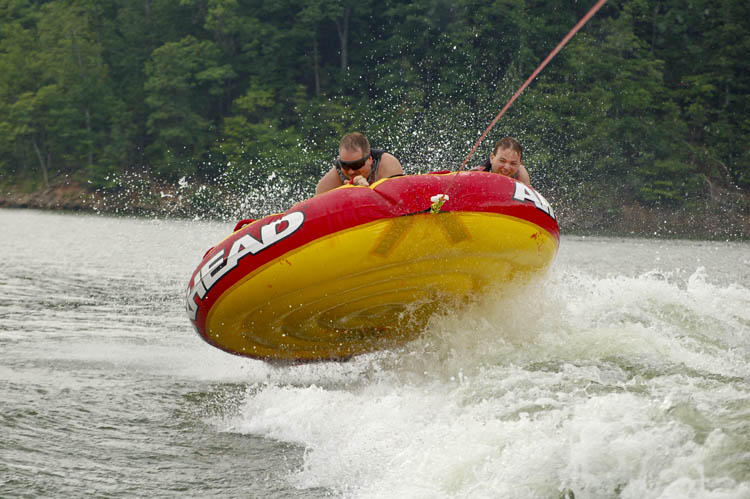 2008-07-26 Boating (Melissa,Christine,Dan) 661