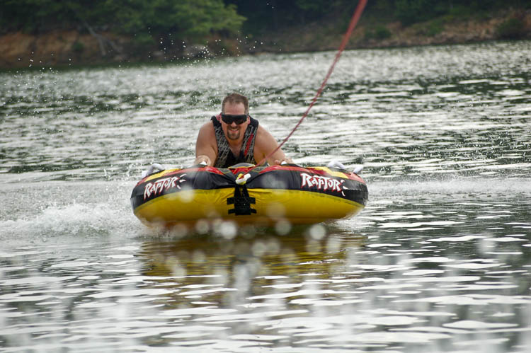 2008-07-26 Boating (Melissa,Christine,Dan) 710